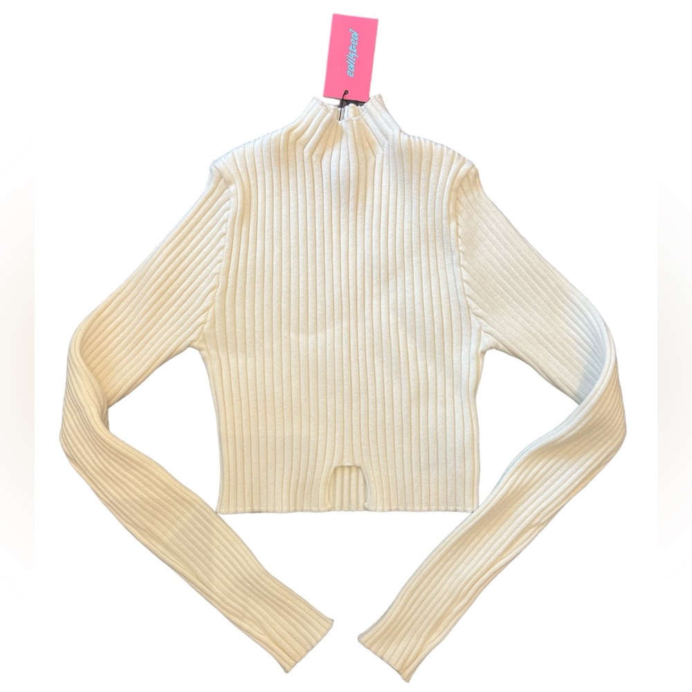 Edkited cropped long sleeve sweater in cream